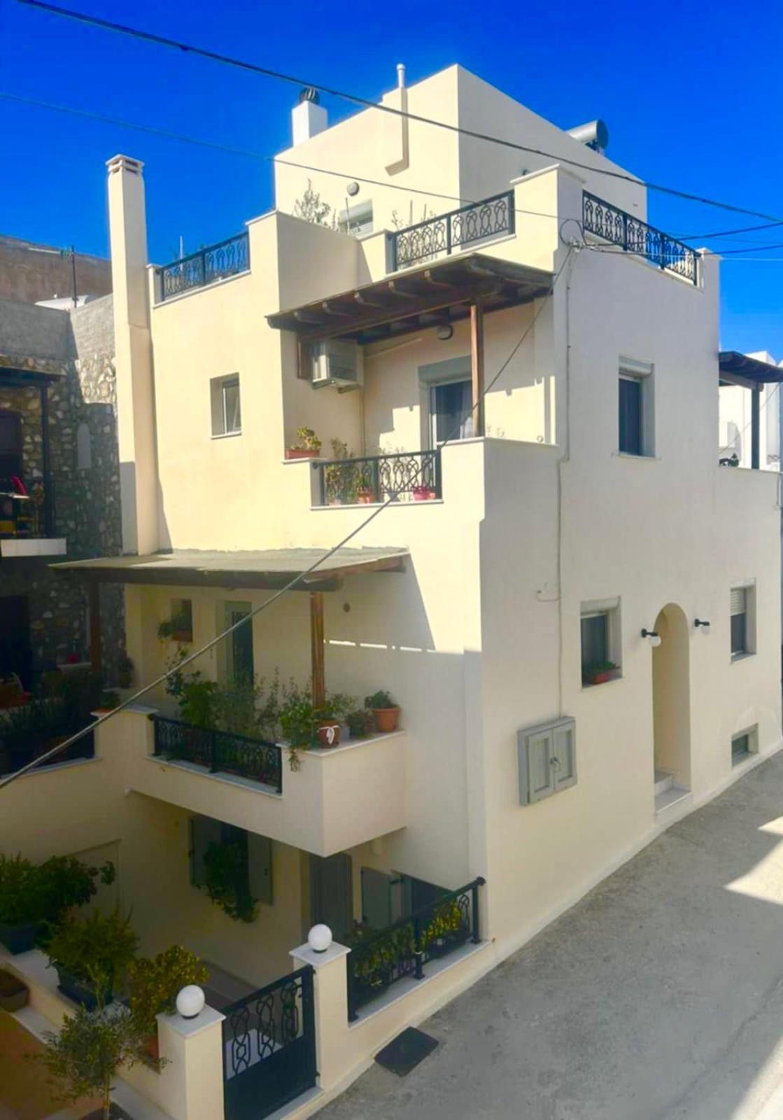 Independent Agapitos Apart , 2Bdrm, Private Patio Naxos City 외부 사진