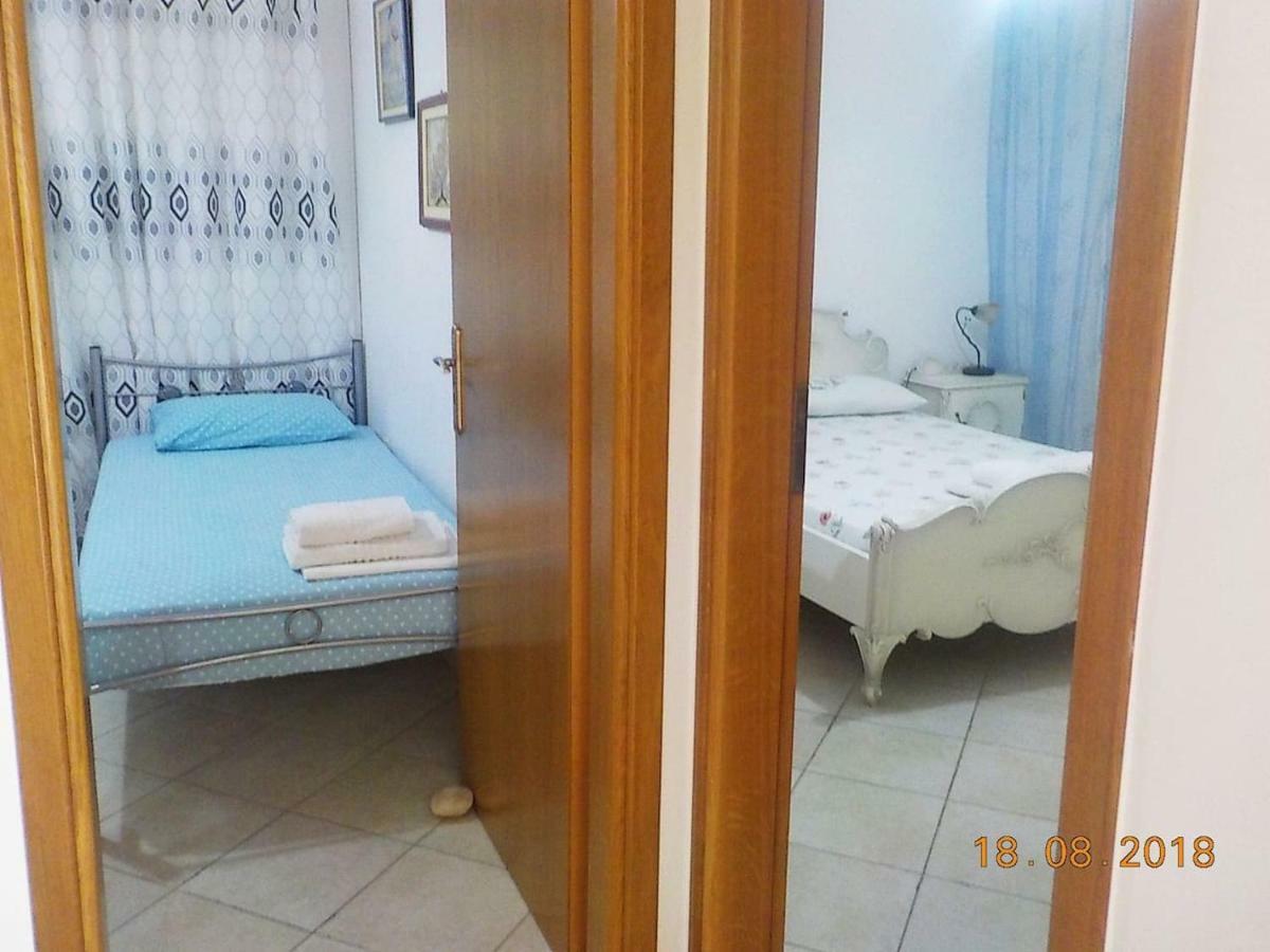 Independent Agapitos Apart , 2Bdrm, Private Patio Naxos City 외부 사진